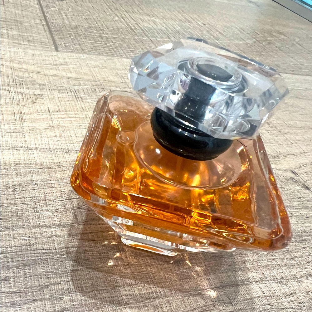 Lancôme Tresor eau de parfume women's perfume rose, lilac, apricot 50 50ml